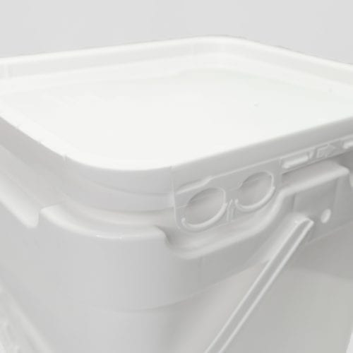 4 Gallon White PP Plastic Super Kube 2 Cover