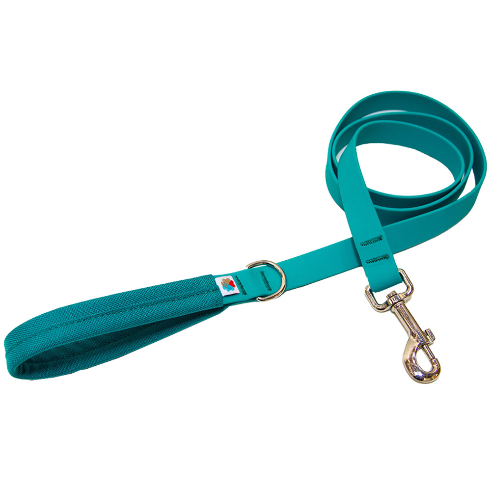 Wildebeest Turquoise Funston Waterproof Dog Leash - Front
