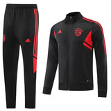 Bayern Munich 22/23 Men's Black Teamline Jacket