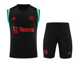 Manchester United 23/24 Men's Black Training Tank Top