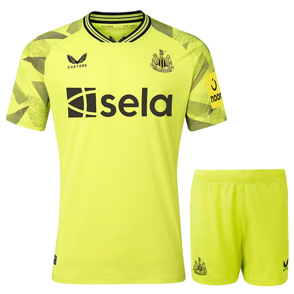 Newcastle United 23/24 Kid's Home Goalkeeper Shirt and Shorts