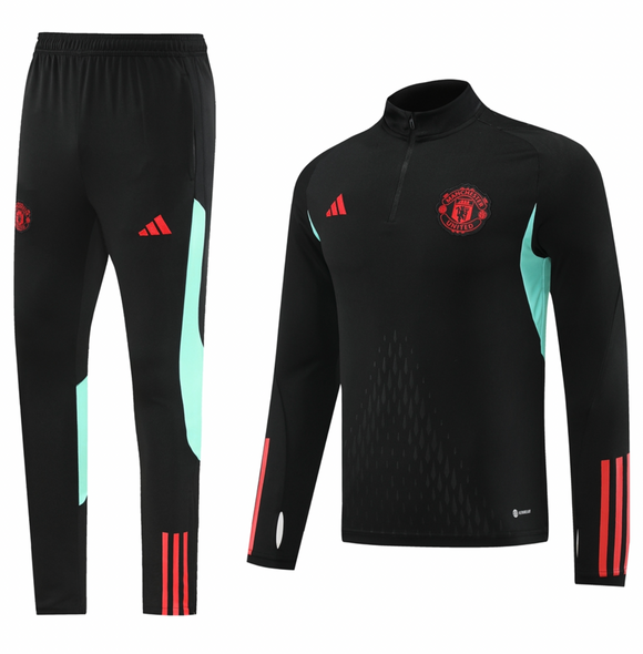 Manchester United 23/24 Men's Black Short Zip Tracksuit