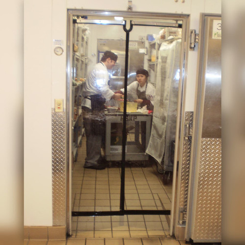 World Manufacturing Flexible PVC Clear Vu Doors Without Kick Panels Double Door | Material Flow