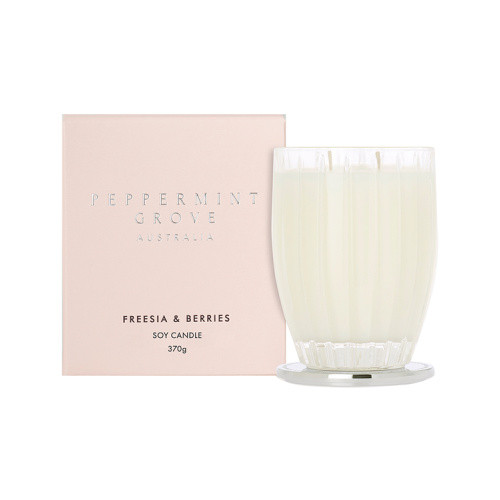 Peppermint Grove Freesia and Berries Large Candle 370g