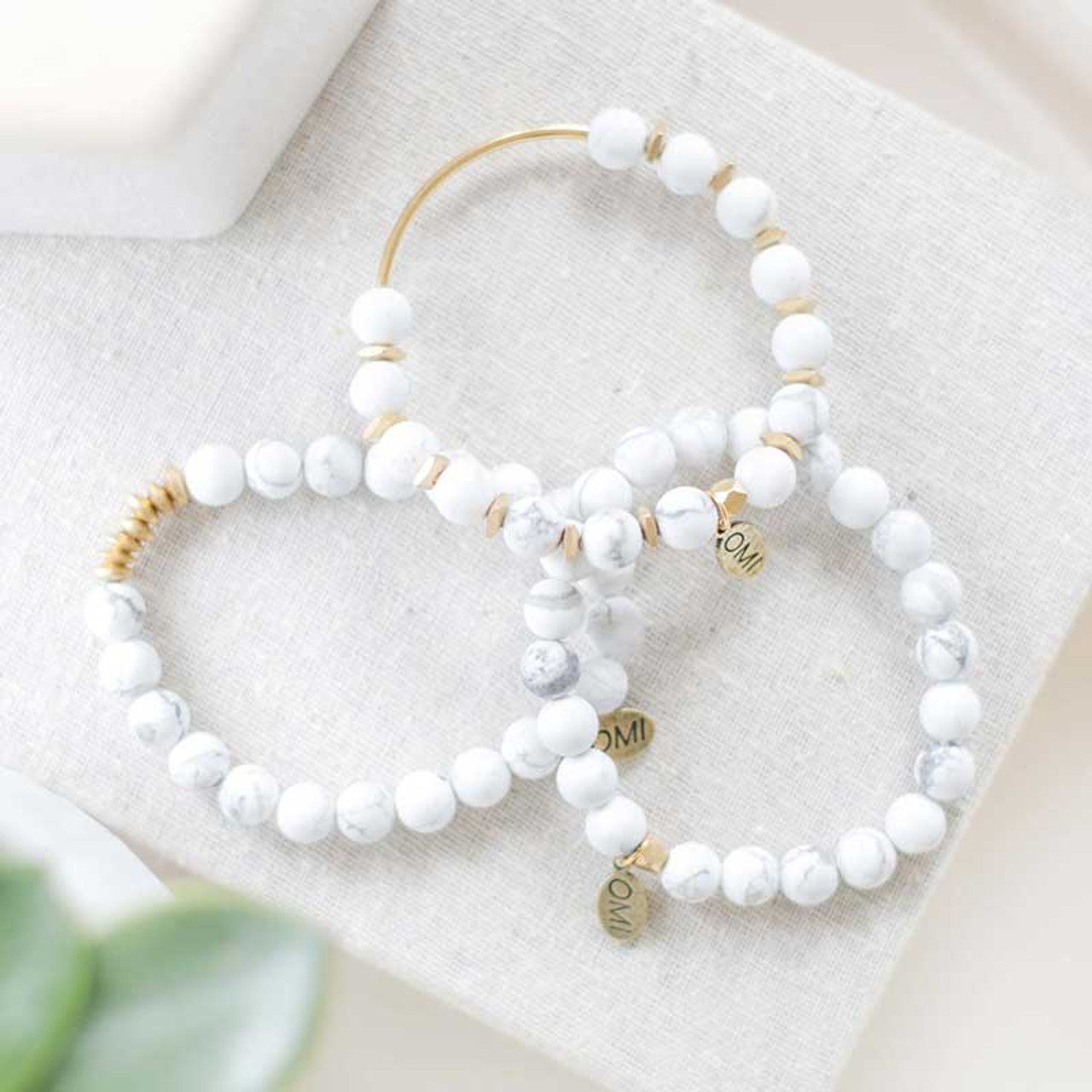 bracelet white