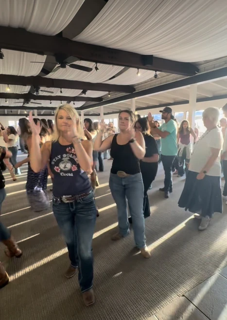Bayonet Black Horse Line Dancing