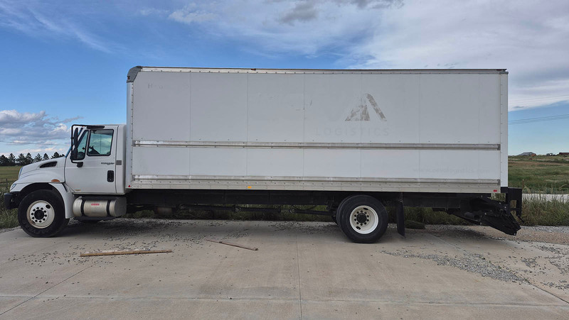 2014 International DuraStar 4300 Box Truck with Supreme Body & 3,300-Lb Waltco Liftgate