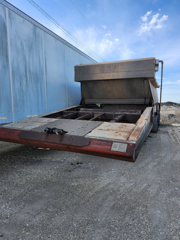 Trail King PD-60 Triple-Axle Belly Dump Trailer – Circa 1991 – 60,000 lb Capacity