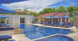 Why Choose a Saltwater Pool?