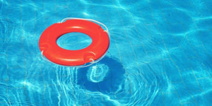 10 Tips for Swimming Pool Safety