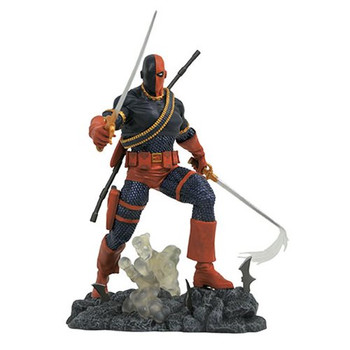 DC Comic Gallery Deathstroke Statue DC Comic Gallery Deathstroke Statue