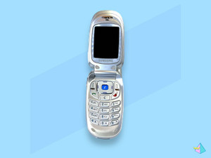 Vintage Samsung Mobile Flip phone. F179-RR872801