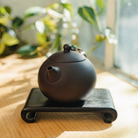 Clay gong fu teapot for traditional Chinese tea ceremony from The Jasmine Pearl Tea Co.