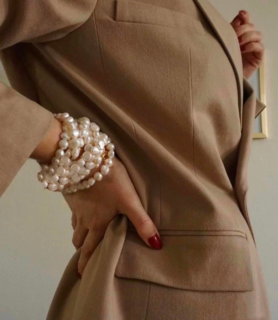 The Two in One Pearl Necklace and Bracelet The Two in One Pearl Necklace and Bracelet