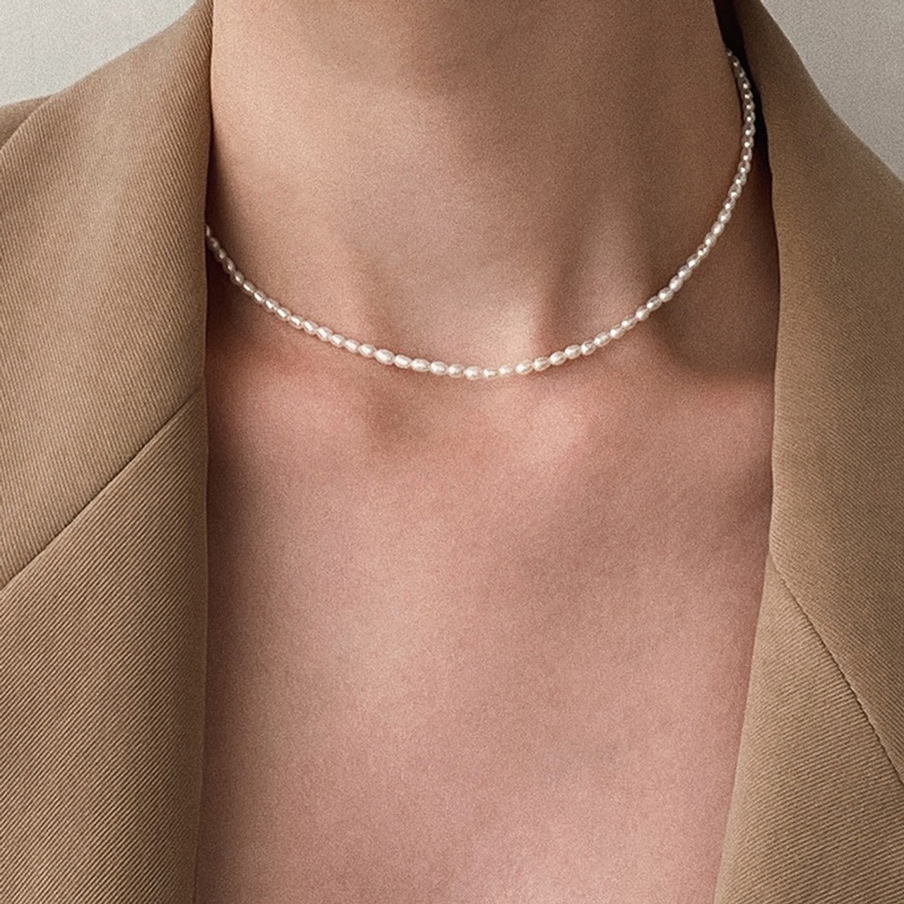 Dainty pearl choker necklace Clearance
