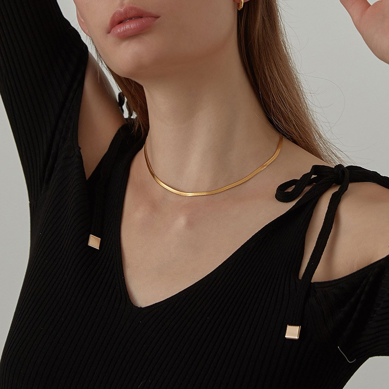 Saashi Snake Chain Choker Necklace