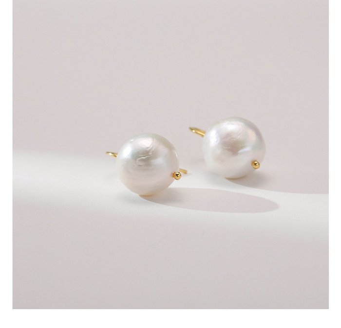Gracie Large Baroque Gold Pearl Earrings : Lustrous Baroque Pearl Jewellery