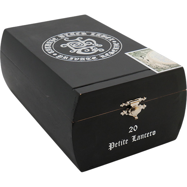 Tatuaje Black Petite Lancero