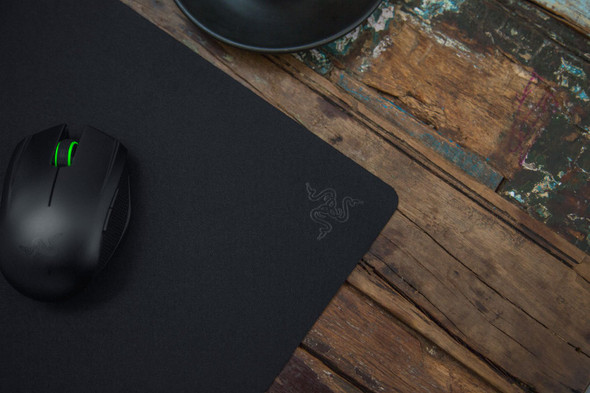 Razer Goliathus Stealth - Micro Textured Weave Ultra Slim 1.5 mm Thickness Portable Gaming Mouse Mat - Anti-Slip Black Cloth