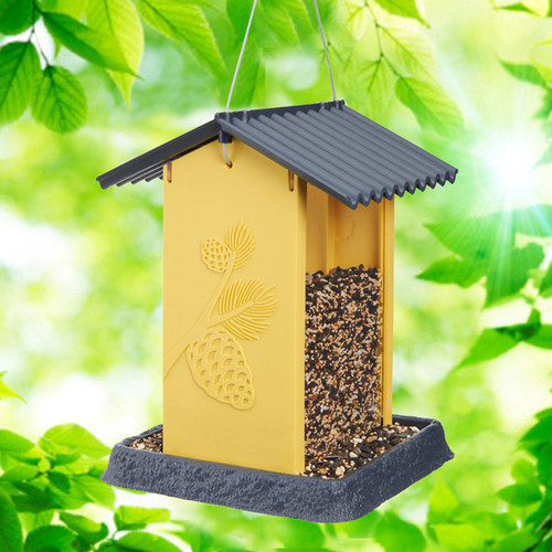 North States Village Collection Yellow Pinecone Birdfeeder North States Village Collection Yellow Pinecone Birdfeeder