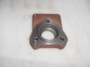 Backhoe pump adapter plate