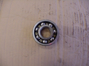 Roller bearing 6305