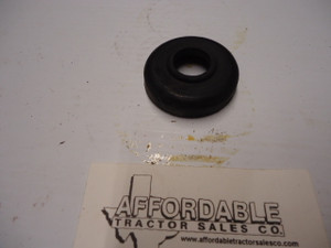 Oil seal boot for tie rod end