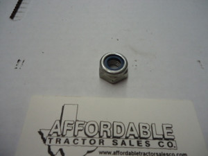 Woodchipper blade bolt nut