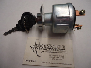 Ignition switch fits 200,300,400 series tractors