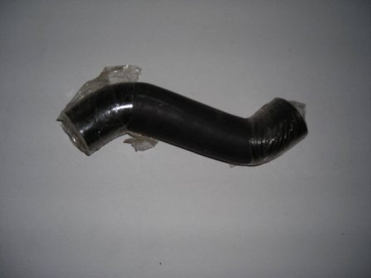 Upper radiator hose