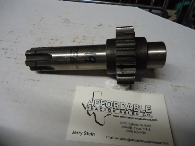 Shaft for driveshaft no longer serviced use new style with pin & collar