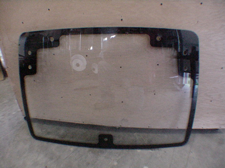 Rear cab glass,call to confirm size and shipping cost No refunds on cab glass