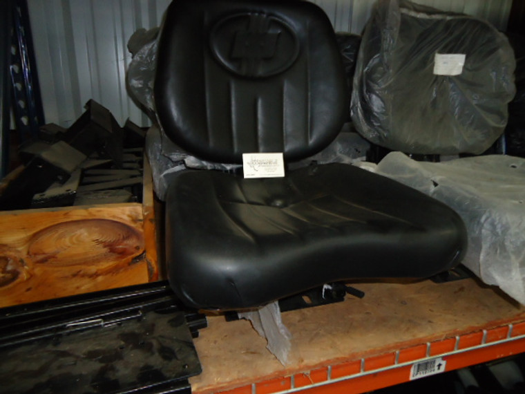 Spring seat for the 200,300,400 series Jinma tractors