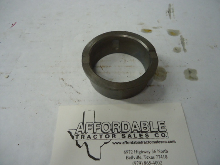 Idle bushing Ty395