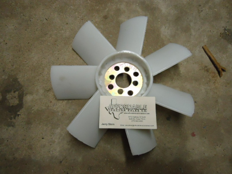 Fan for 2-cylinder engine