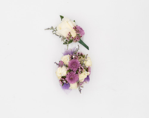 coordinated boutonniere bouquet gilbertsville pa