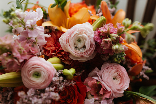 Bouquet Rose and Premium Mixed Flower Bouquet