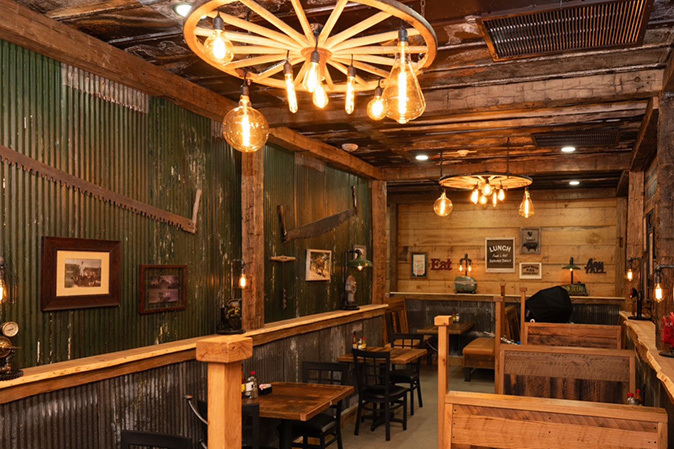 inspirationpage-restaurant-dougsplaceofemerson-3.jpg