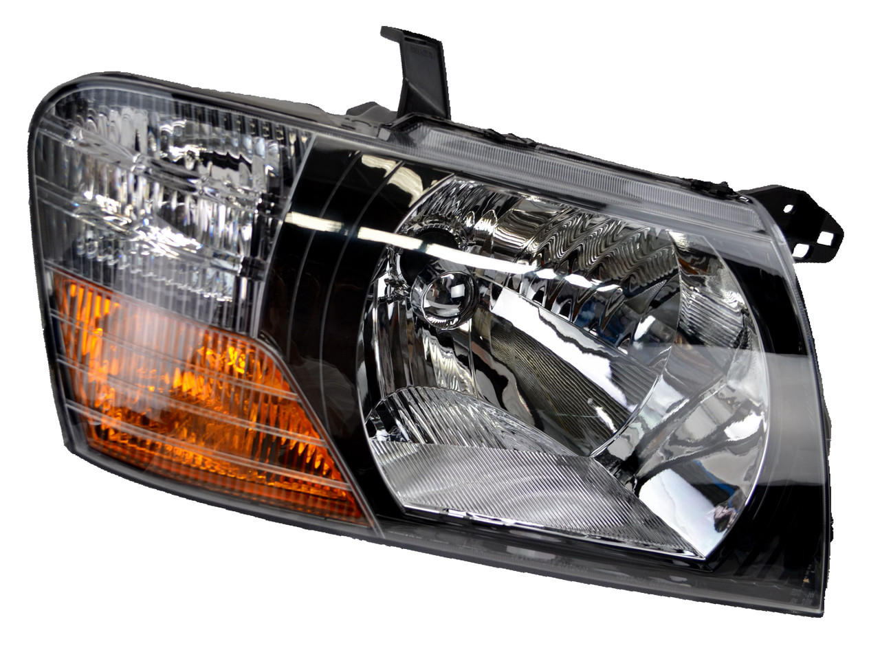 Headlight for Mitsubishi Pajero NM 05/00-10/02 New Right RHS Front Lamp 00 01 Black