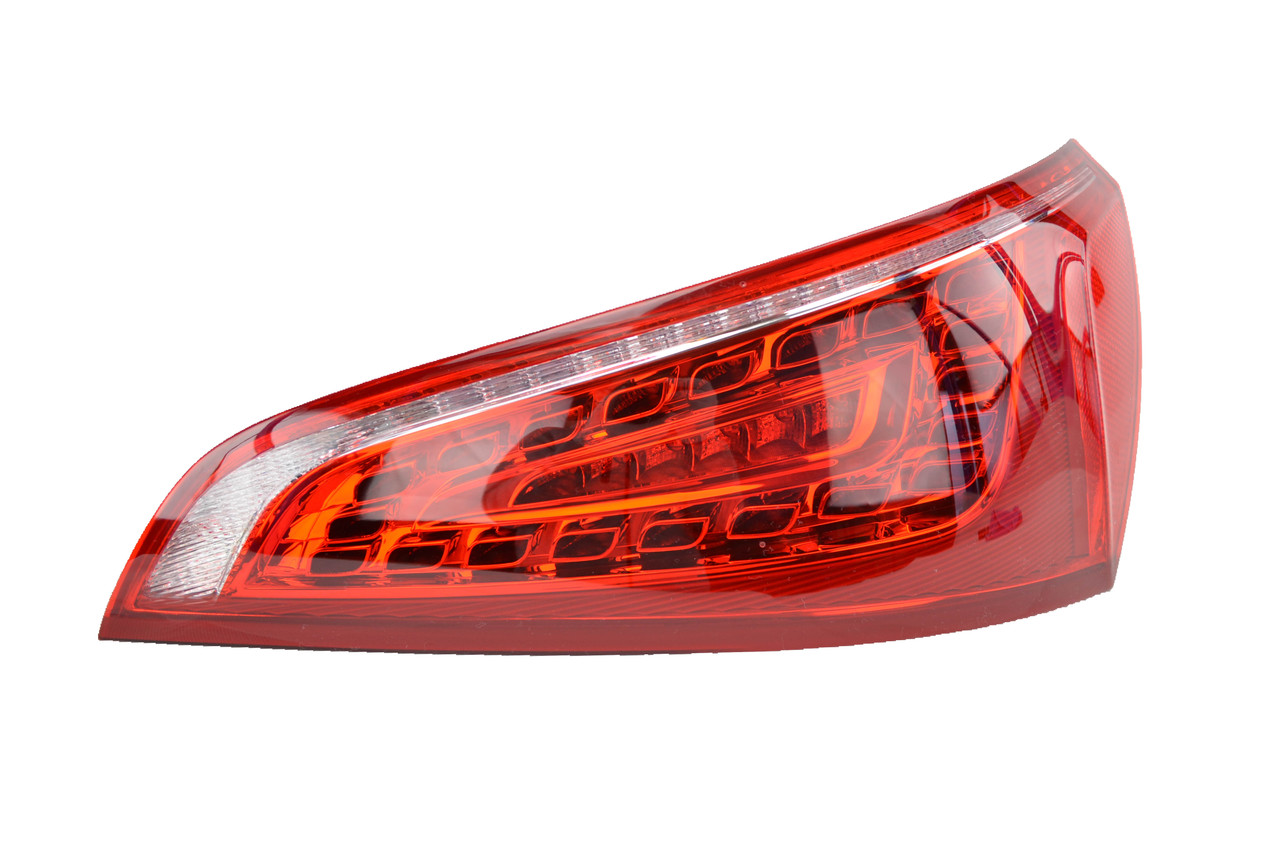 Tail boot light For Audi Q5 8R 09/09-11/12 New Right RHS Rear Lamp TDI 10 12