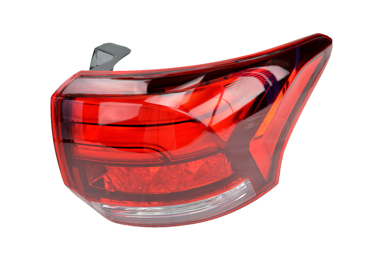Tail Light For Mitsubishi Outlander 15-20 ZK ZL New Right RHS Rear Lamp 16 17 18 19