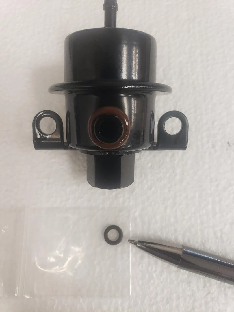 Fuel Pressure regulator replaces GM# 25519368 for 1986-1987 Buick Grand National, Turbo Regal & GNX comes with the correct polymer O-ring for the fuel rail return line.