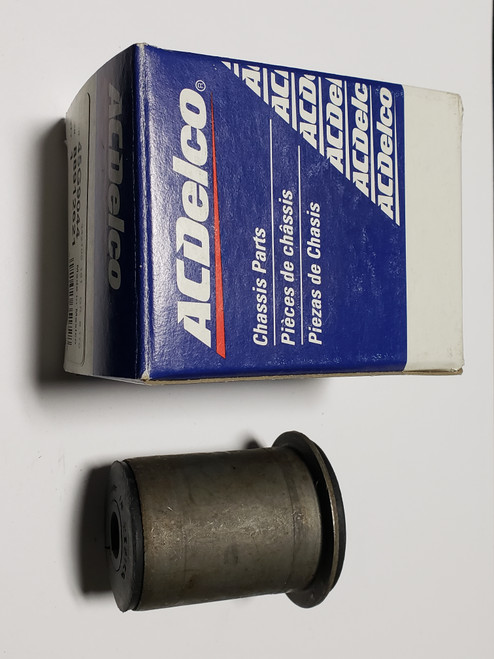Bushing, Front Lower Control Arm Rearward Position - OEM GM# 88912621 Bushing, Front Lower Control Arm Rearward Position - OEM GM# 88912621
