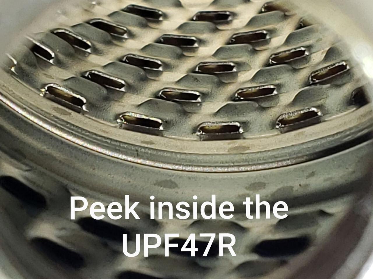 oil-filter-upf47r-peek-inside.jpg