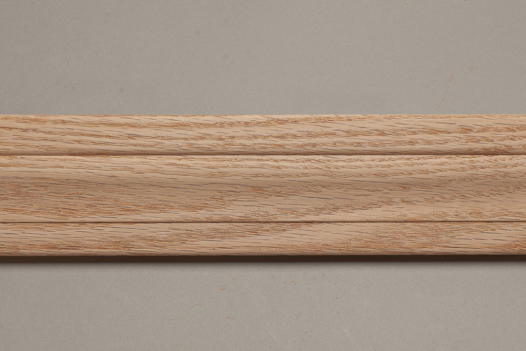 Interior trim molding