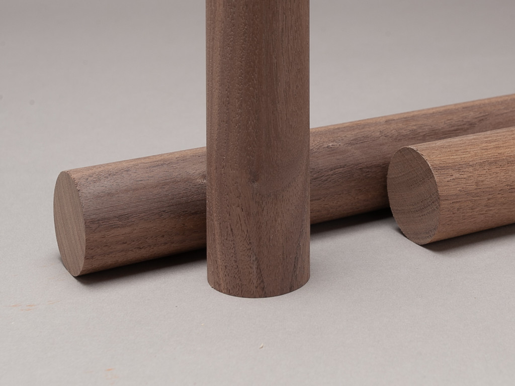 Black Walnut Rounds 1.5" / Dowel