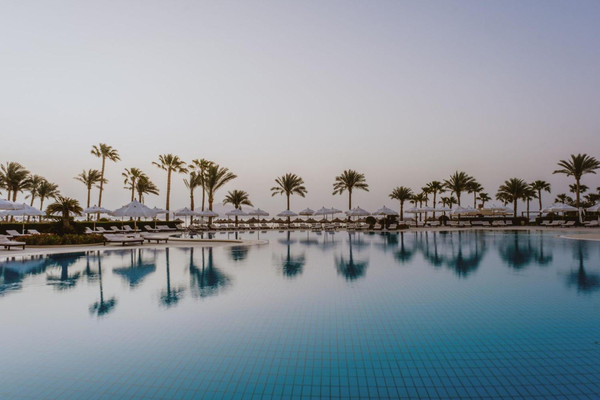 Cairo, Luxor and Sharm El-Sheikh 9-day Tour Package
