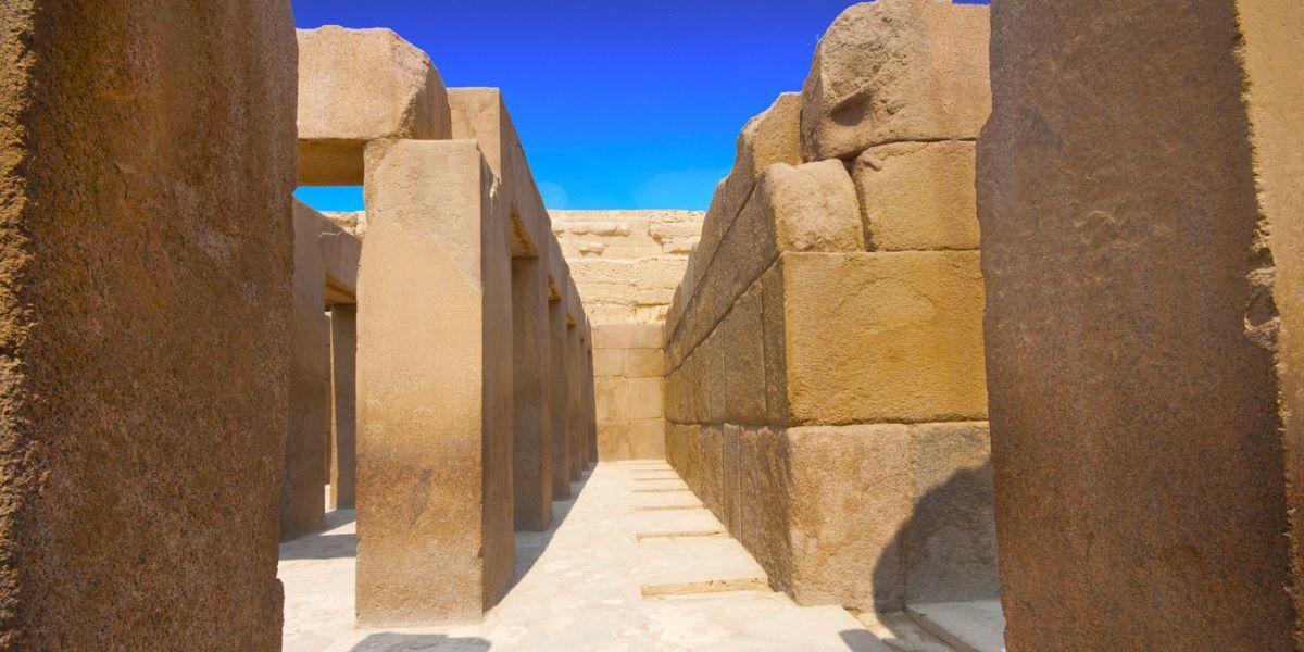 Discover the Valley Temple of Khafre