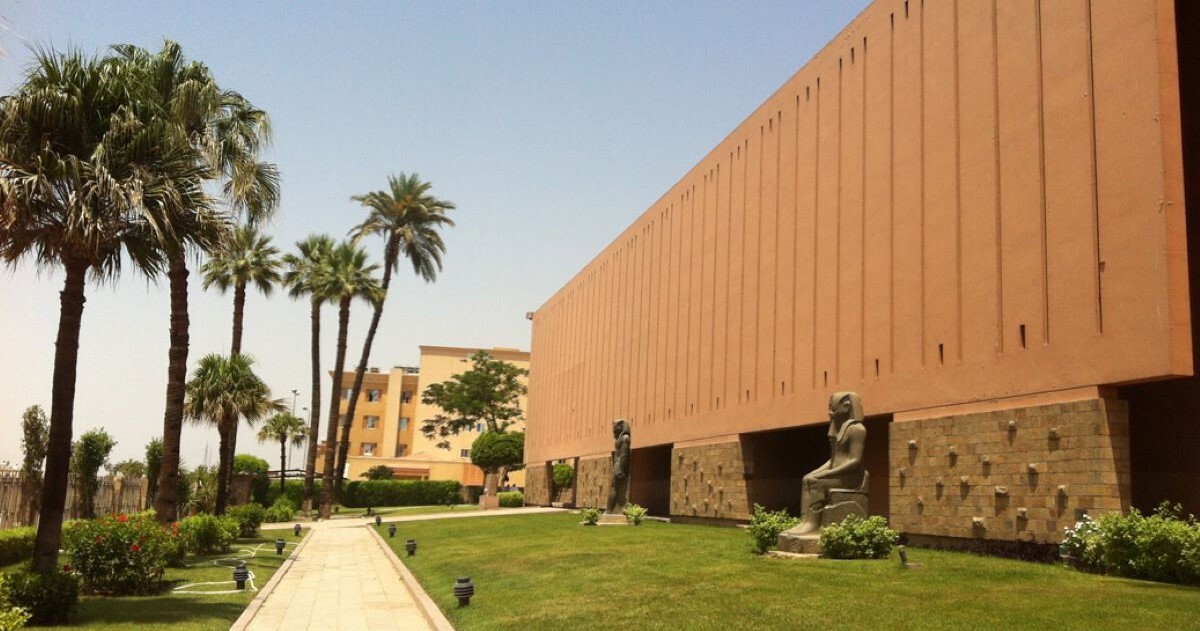 Tour to the Luxor Museum