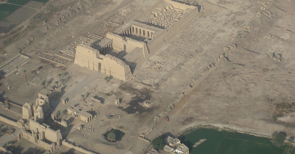 Tour to Medinet Habu